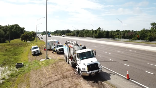 Pipelining truck