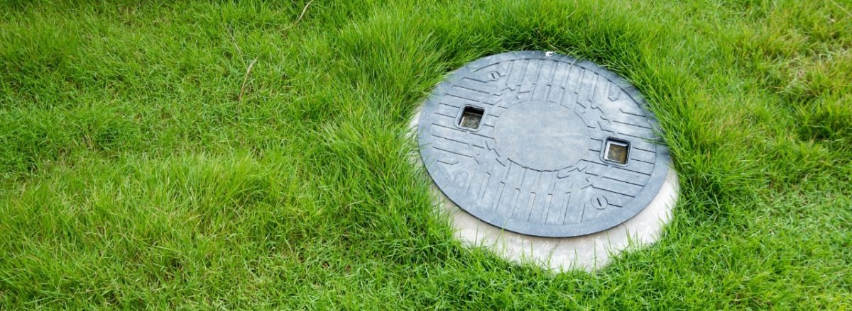 septic tank underground water